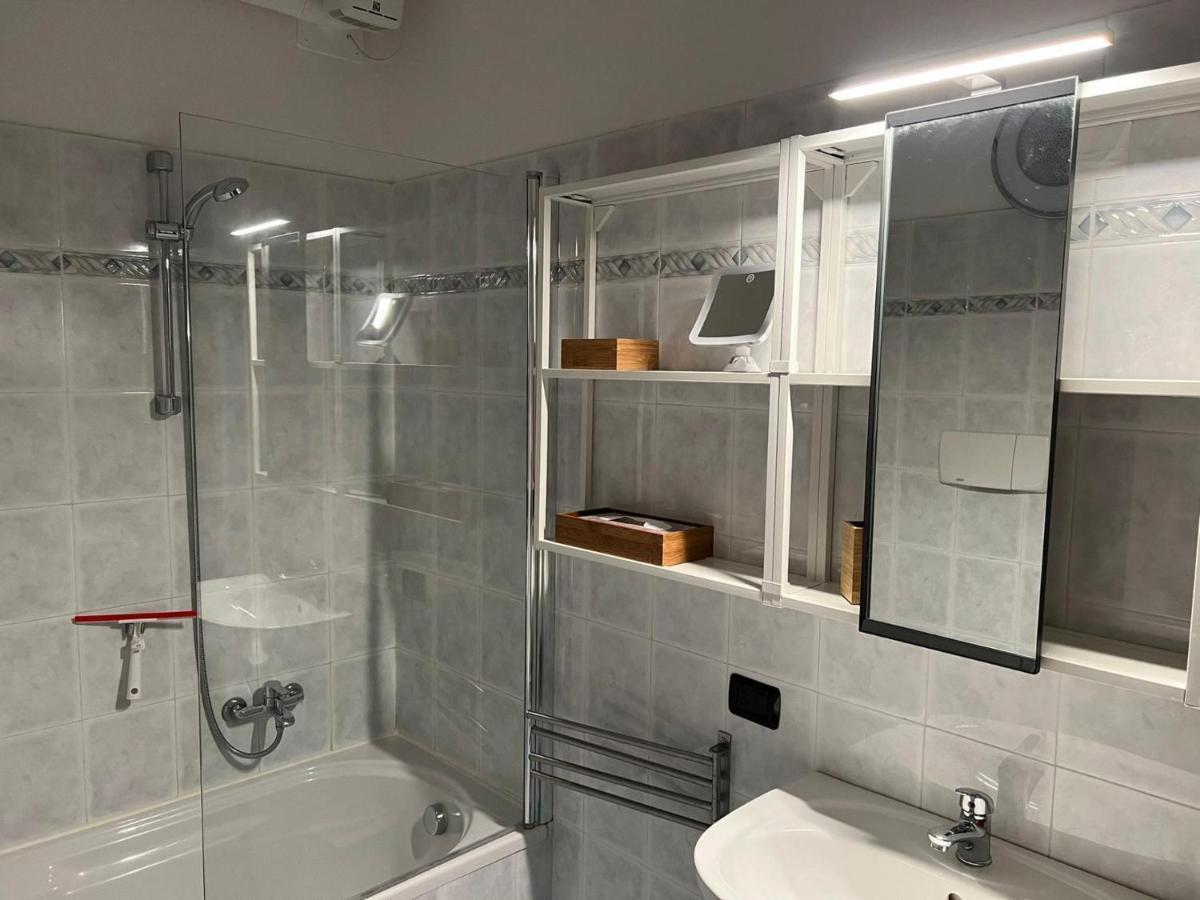 1-Bedroom Apartment Bello Posto Acquaseria المظهر الخارجي الصورة